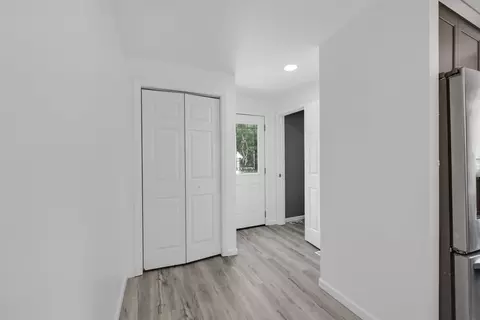 50 Fox Woods Dr, Springfield, MA 01129 photo 17