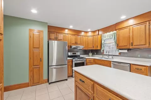 28 Bailey Rd, Townsend, MA 01474 photo 5