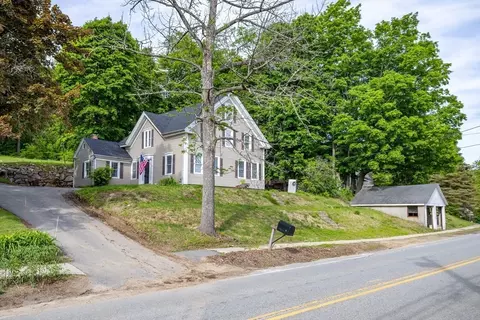 4 Main St, Ashburnham, MA 01430 photo 2