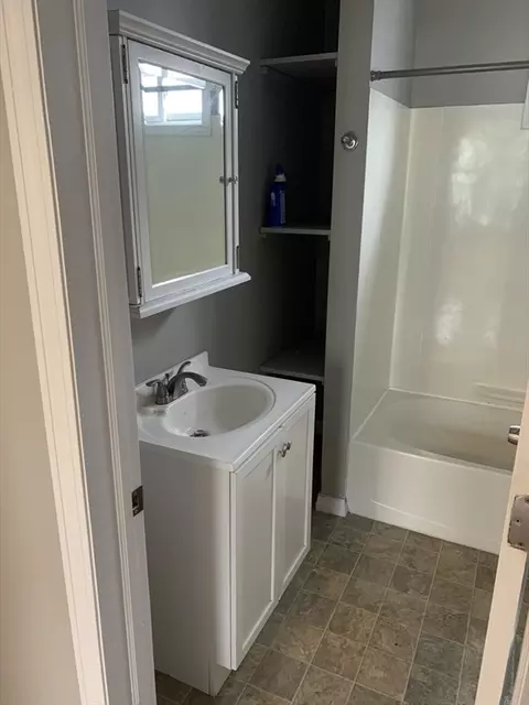 58 Ames Ave, Chicopee, MA 01013 photo 21