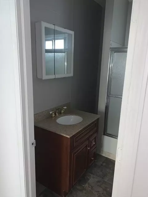 58 Ames Ave, Chicopee, MA 01013 photo 18