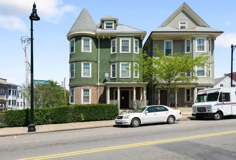 16 Neponset Ave, Boston, MA 02122