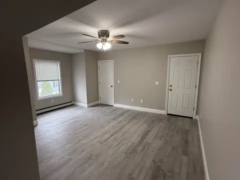 78 Thomas, Fall River, MA 02723 photo 4