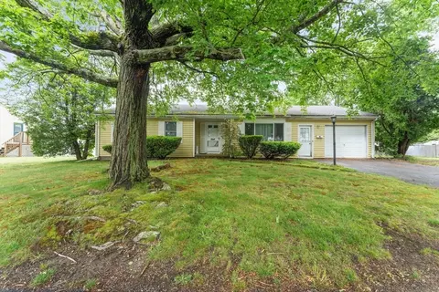 531 Regan Rd, Somerset, MA 02726
