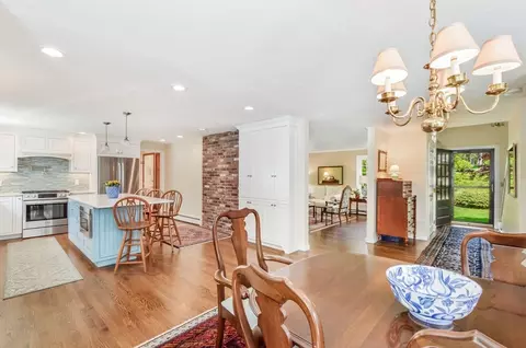 290 Cotuit Bay Dr, Cotuit, MA 02635 photo 11