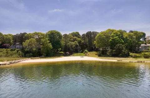 290 Cotuit Bay Dr, Cotuit, MA 02635 photo 38