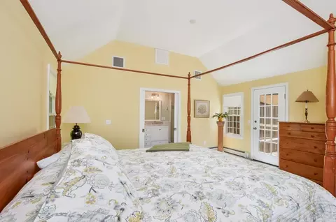 290 Cotuit Bay Dr, Cotuit, MA 02635 photo 21