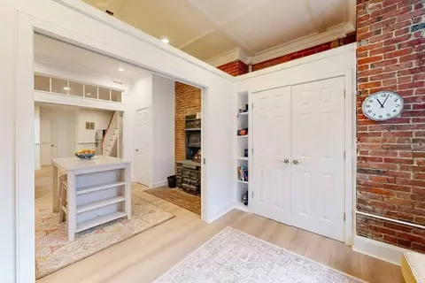 Entry Way - 15 Garrison Rd, Brookline, MA 02445 photo 3 of 4