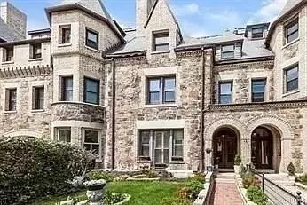 15 Garrison Rd, Brookline, MA 02445