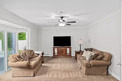 Living - 40 Thomas Rd, Berkley, MA 02779 photo 3 of 3