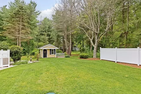Exterior - 40 Thomas Rd, Berkley, MA 02779 photo 5 of 5