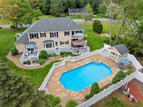 View/Area - 40 Thomas Rd, Berkley, MA 02779 photo 2 of 3