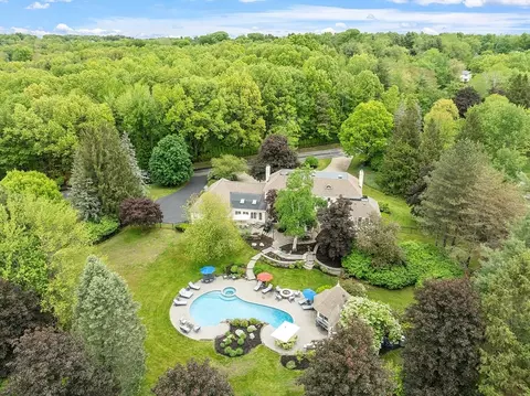 18 Connors Way, Leominster, MA 01453