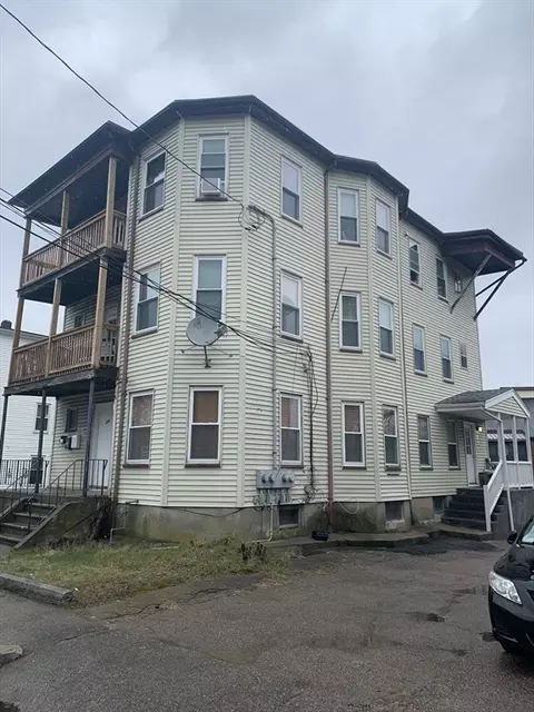 295 Grove St, Brockton, MA 02302
