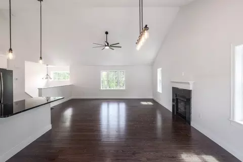 14 Jackson Ln, Barre, MA 01005 photo 9