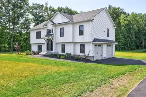 14 Jackson Ln, Barre, MA 01005