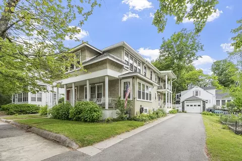 30-32 Carter St, Leominster, MA 01453