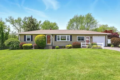 25 Saybrook Cir, South Hadley, MA 01075
