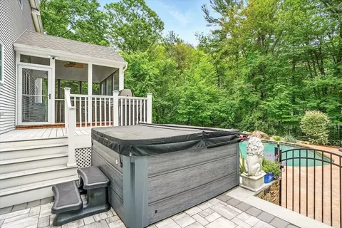 4 Leonard Rd, Mendon, MA 01756 photo 40