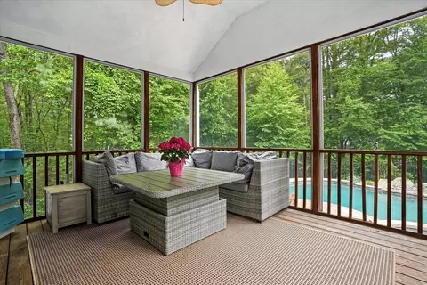 4 Leonard Rd, Mendon, MA 01756 photo 14