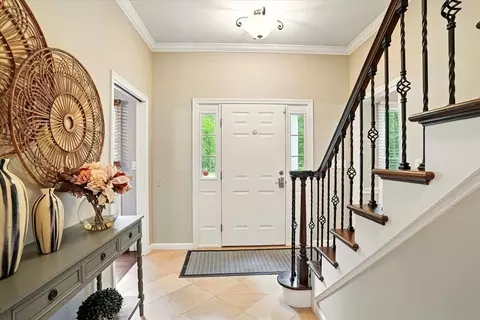4 Leonard Rd, Mendon, MA 01756 photo 6