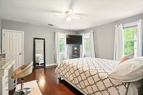4 Leonard Rd, Mendon, MA 01756 photo 19