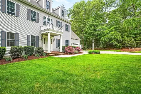 4 Leonard Rd, Mendon, MA 01756 photo 36