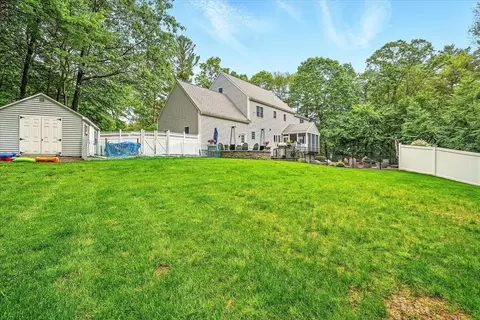 4 Leonard Rd, Mendon, MA 01756 photo 37