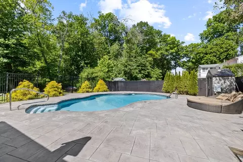 77 Columbus Dr, Fall River, MA 02720 photo 41
