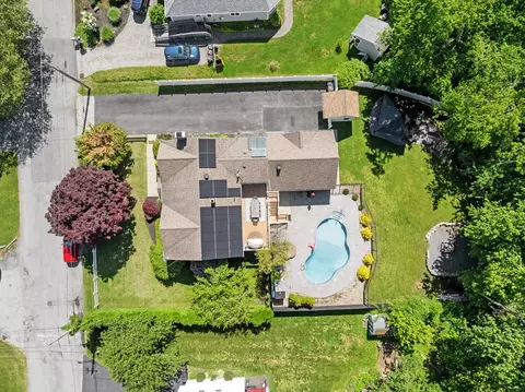 77 Columbus Dr, Fall River, MA 02720 photo 10