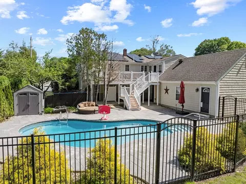 77 Columbus Dr, Fall River, MA 02720 photo 8