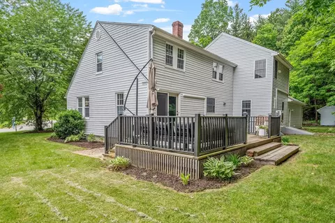 8 Dudley Rd, Sutton, MA 01590 photo 4