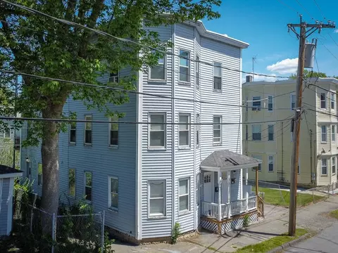 9-11 Beach St, Haverhill, MA 01832