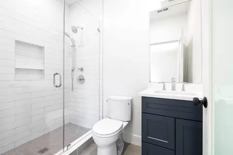 Bath - 43 Whitman Rd, Needham, MA 02492 photo 5 of 9