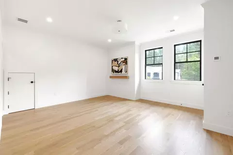 Bedroom - 43 Whitman Rd, Needham, MA 02492 photo 6 of 6
