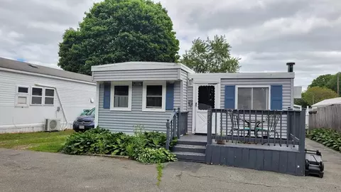 286 Newbury #105, Peabody, MA 01960