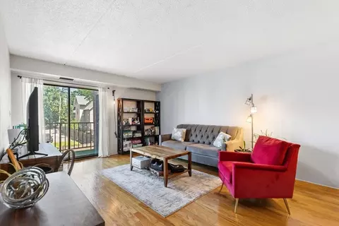 111 Devir St #201, Malden, MA 02148