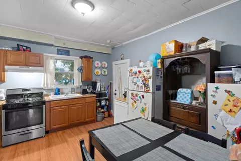 399 Bank St, Fall River, MA 02720 photo 25