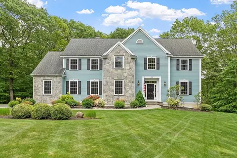 51 Drumlin Hill Rd, Bolton, MA 01740