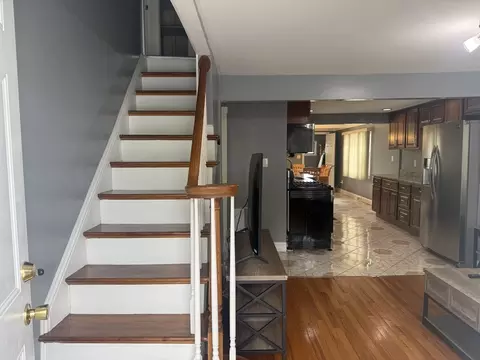 24 Woodward St, Everett, MA 02149 photo 8