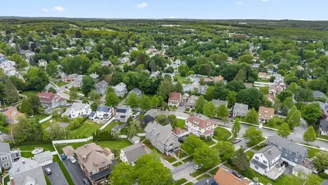 View/Area - 23 Devens Rd, Worcester, MA 01606 photo 2 of 2