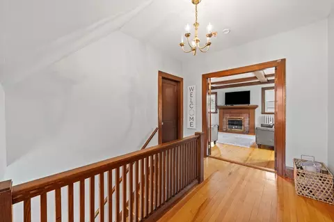 Entry Way - 23 Devens Rd, Worcester, MA 01606 photo 2 of 3