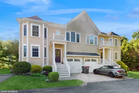 7 Decolores Dr #7, Wayland, MA 01778