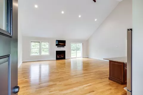 15 Hydrangea Cir, Teaticket, MA 02536 photo 5