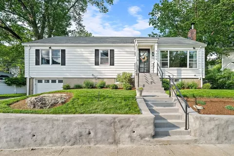 359 Corey St, West Roxbury, MA 02132