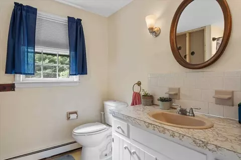 110 Northbridge Rd, Mendon, MA 01756 photo 24