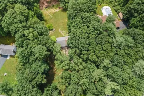 110 Northbridge Rd, Mendon, MA 01756 photo 28