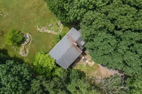 110 Northbridge Rd, Mendon, MA 01756 photo 26