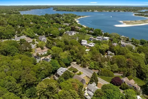 1311 Main St, Cotuit, MA 02635 photo 4
