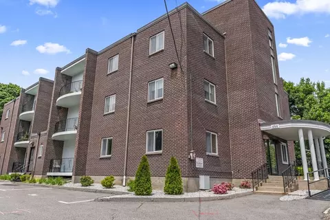 459 Willard St #105, Quincy, MA 02169